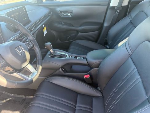 New 2026 Honda HR-V EX-L image 14
