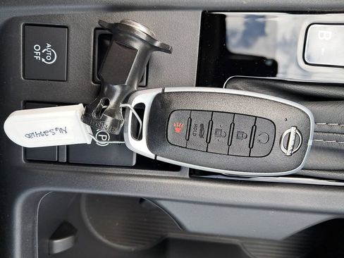New 2026 Nissan Sentra SV w/ SV Convenience Package FWD image 30