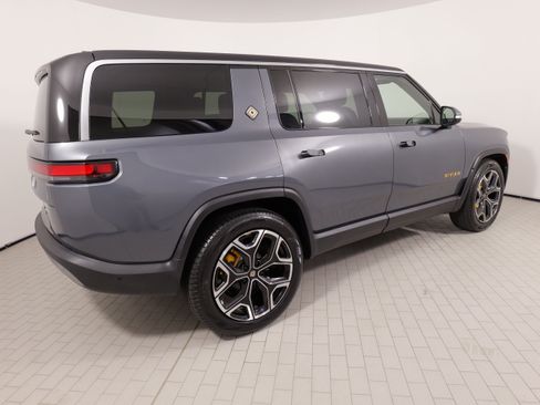Used 2023 Rivian R1S Adventure AWD/4WD image 11