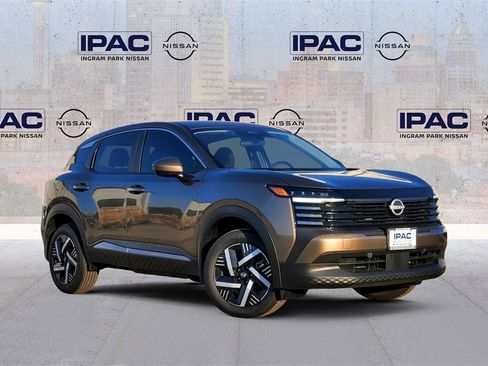 New 2025 Nissan Kicks SV w/ Charging Package image 1