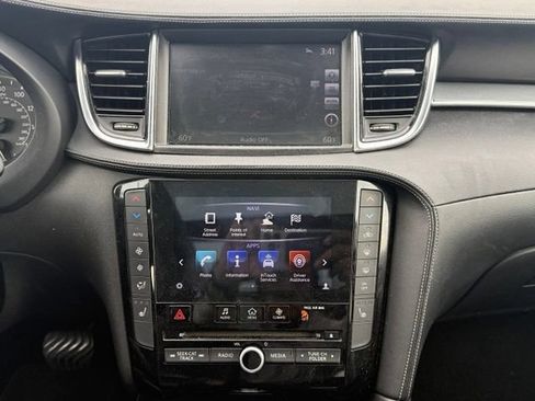 Used 2019 INFINITI QX50 Essential w/ Premium Heat Package AWD/4WD image 12