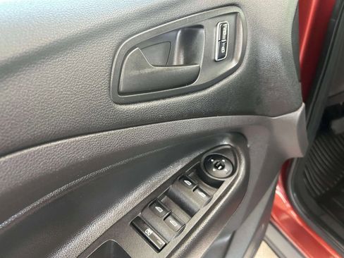 Used 2015 Ford Escape S image 25