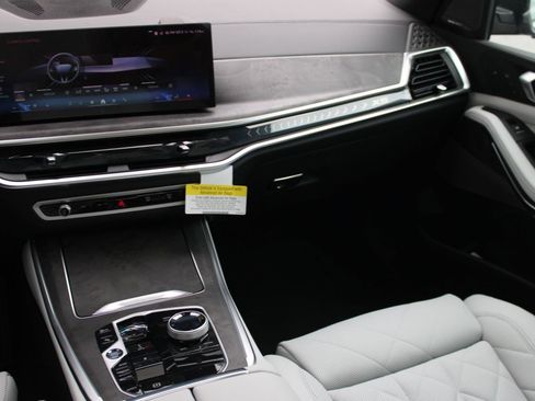 Used 2026 BMW X5 sDrive40i RWD image 32