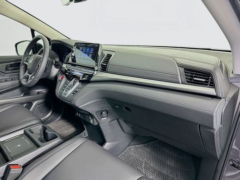 Certified 2026 Honda Odyssey EX-L image 30
