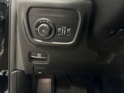 Used 2023 Jeep Grand Cherokee L Limited w/ Trailer Tow Group (B) AWD/4WD image 29