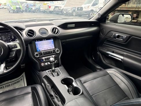 Used 2019 Ford Mustang GT Premium w/ Equipment Group 401A RWD image 16