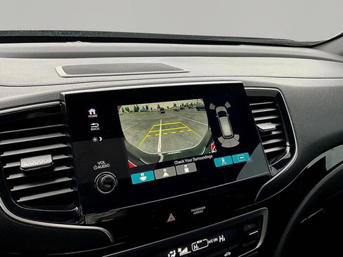 Used 2023 Honda Passport Elite image 14