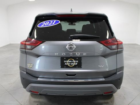 Used 2021 Nissan Rogue SV FWD image 9