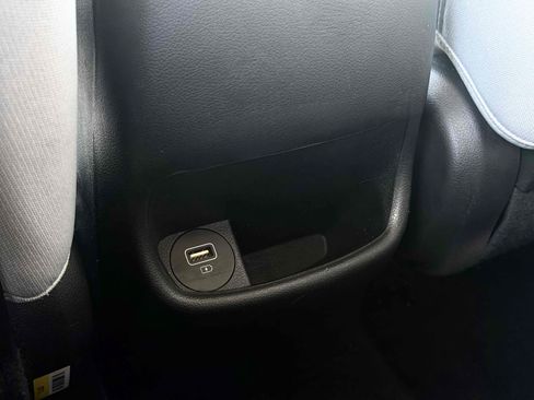 Used 2023 Hyundai Kona SE FWD image 16