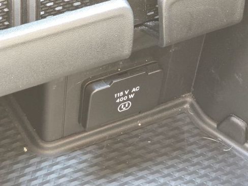 Used 2025 RAM 1500 Laramie w/ Night Edition AWD/4WD image 18