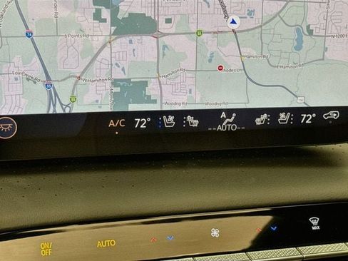 Used 2026 Buick Enclave Avenir w/ Super Cruise Package AWD/4WD image 22