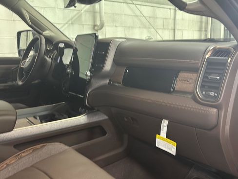 New 2026 RAM 3500 Longhorn AWD/4WD image 22