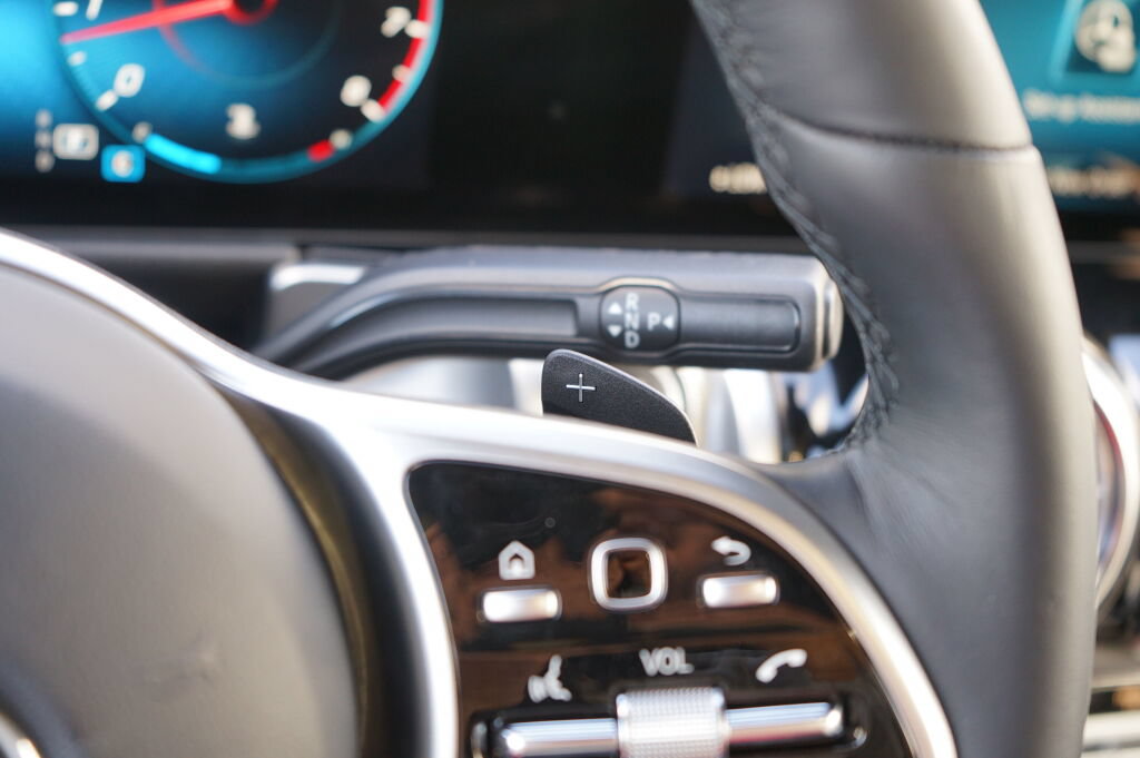 Used 2023 Mercedes-Benz GLB 250 4MATIC image 31