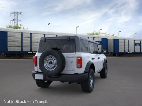 New 2026 Ford Bronco 4-Door AWD/4WD image 8
