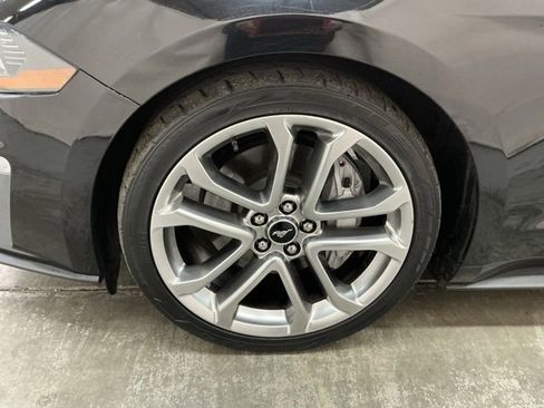 Used 2021 Ford Mustang GT Premium image 13