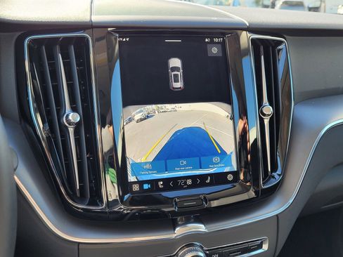 Certified 2025 Volvo XC60 B5 Core w/ Protection Package Premier image 22