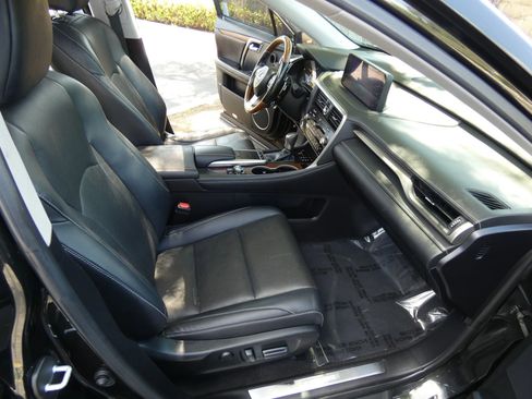 Used 2020 Lexus RX 350L FWD w/ Premium Package image 24