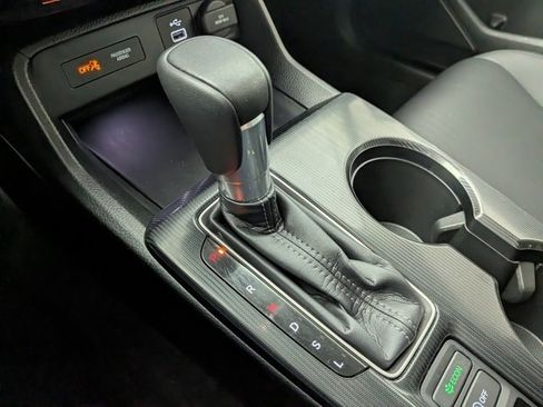 Used 2024 Honda Civic EX-L image 18