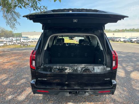 Used 2025 Ford Expedition Max Active AWD/4WD image 19