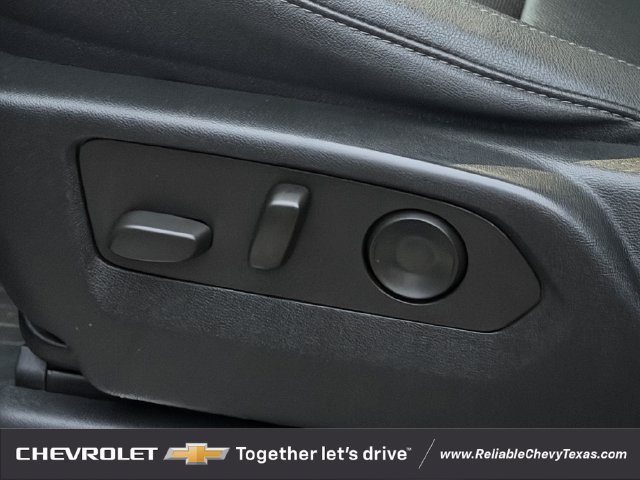 Used 2022 Chevrolet Silverado 1500 LTZ AWD/4WD image 32