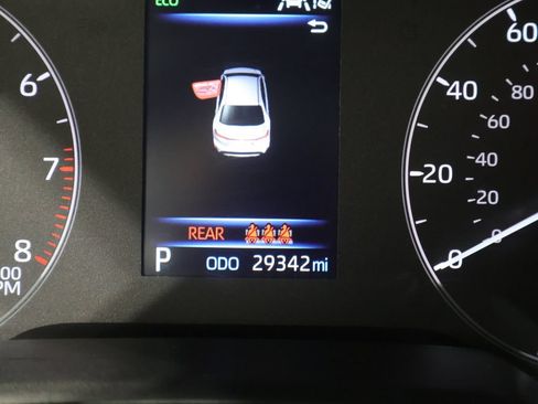 Used 2024 Toyota Corolla SE w/ SE Premium Package FWD image 39