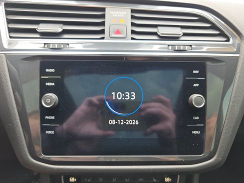 Used 2021 Volkswagen Tiguan SEL Premium R-Line AWD/4WD image 22
