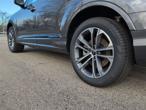 New 2026 Audi Q7 2.0T Premium image 3