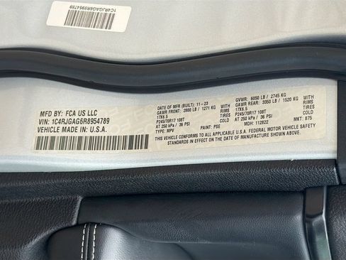 Used 2024 Jeep Grand Cherokee Laredo RWD image 42