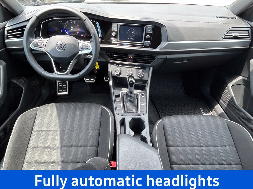 Certified 2024 Volkswagen Jetta Sport FWD image 11