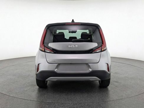 Used 2025 Kia Soul LX w/ LX Technology Package image 7