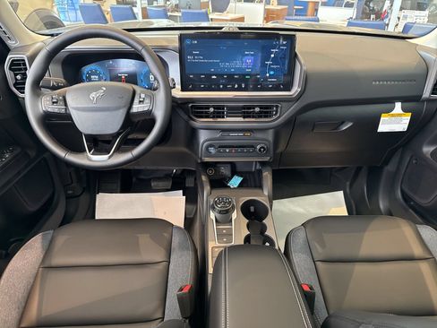 New 2025 Ford Bronco Sport Outer Banks w/ Sasquatch Outer Banks Package AWD/4WD image 26