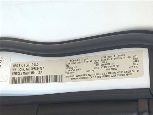 Used 2023 Jeep Grand Cherokee L Laredo AWD/4WD image 16