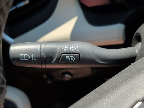 Used 2024 Buick Encore GX Preferred w/ Comfort Package AWD/4WD image 46