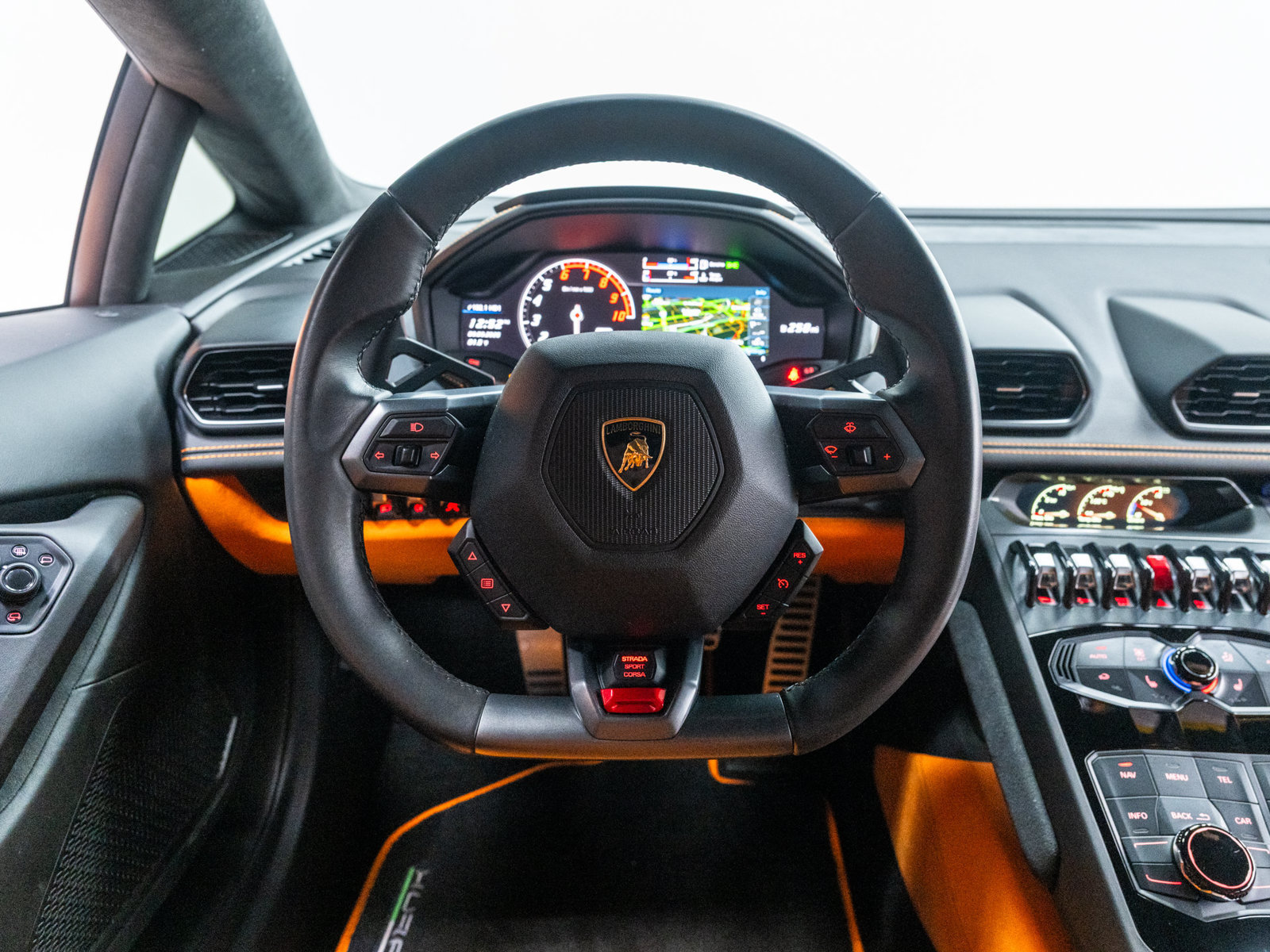Used 2016 Lamborghini Huracan LP 610-4 AWD/4WD image 50