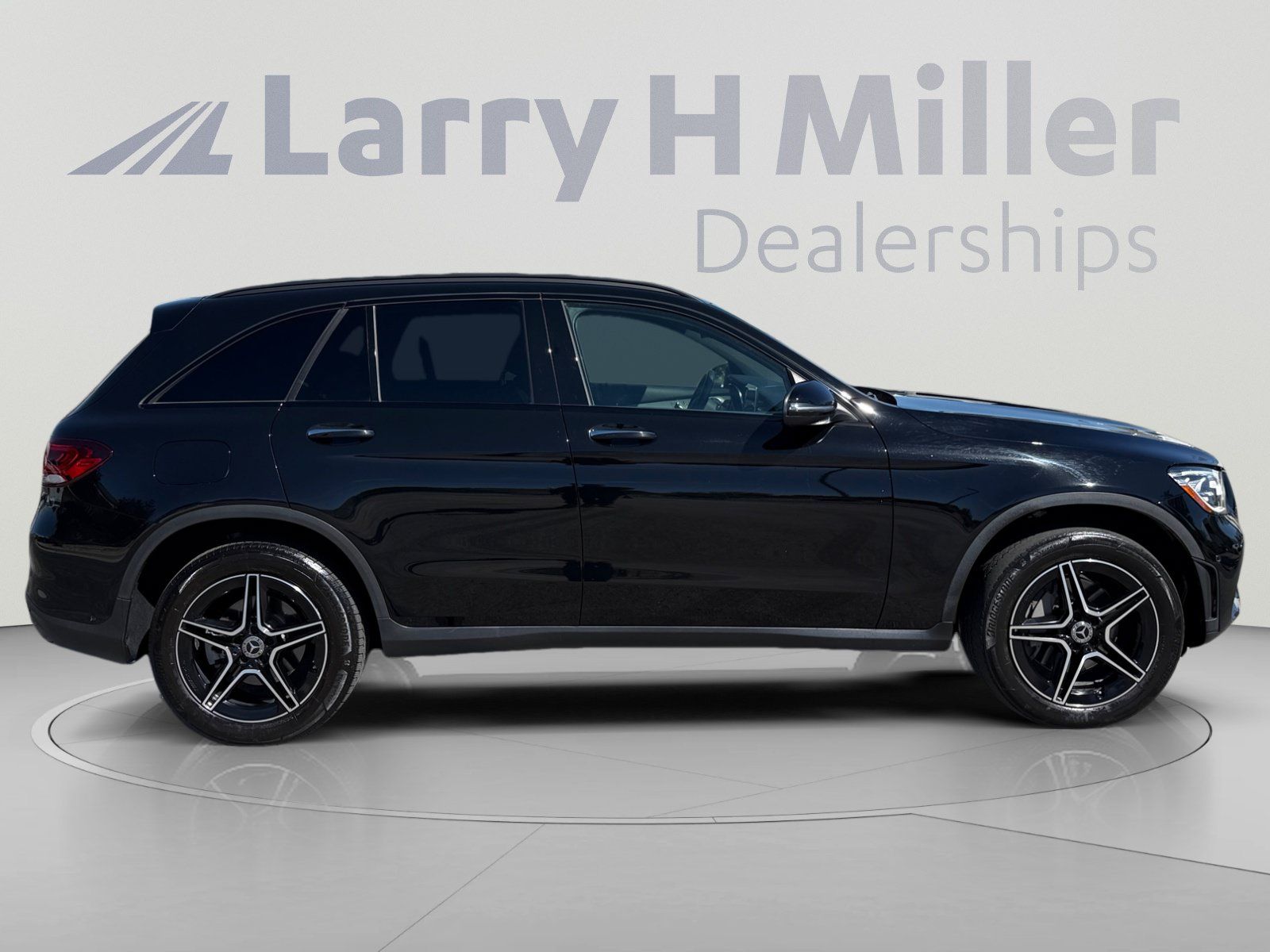 Used 2021 Mercedes-Benz GLC 300 4MATIC image 6