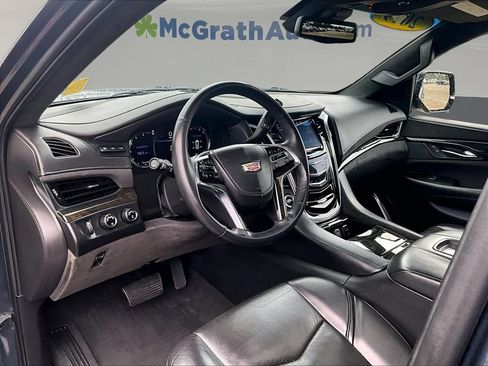Used 2019 Cadillac Escalade Platinum AWD/4WD image 21