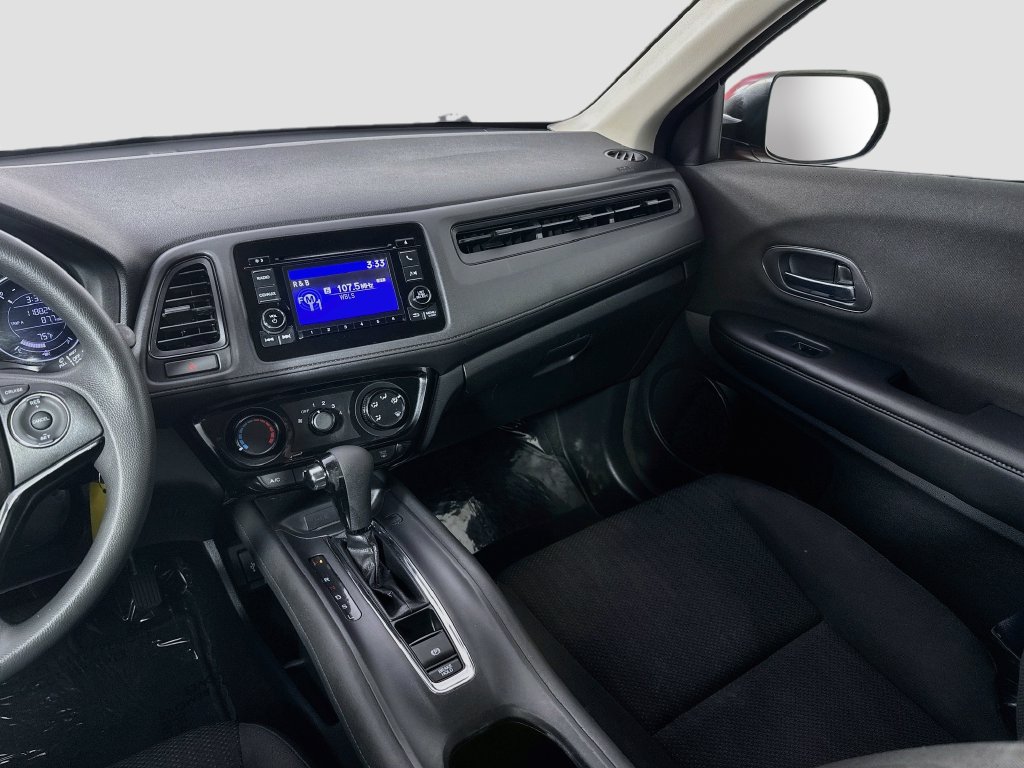 Used 2018 Honda HR-V LX image 25
