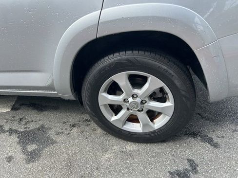 Used 2009 Toyota RAV4 Limited image 6