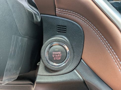 Certified 2022 Subaru Outback Touring XT AWD/4WD image 31