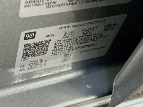 Used 2023 GMC Sierra 1500 Elevation image 12