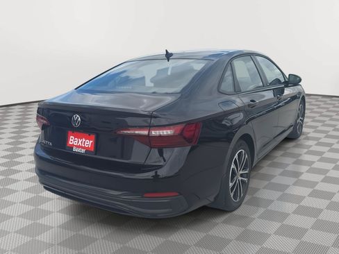 Used 2023 Volkswagen Jetta Sport FWD image 9