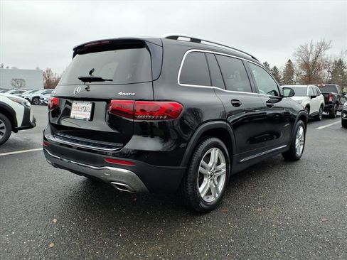 Used 2021 Mercedes-Benz GLB 250 4MATIC image 17