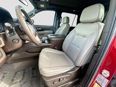 Used 2021 GMC Yukon SLT w/ SLT Premium Package RWD image 22