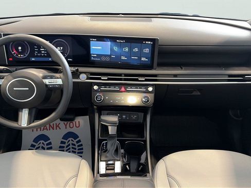Used 2025 Hyundai Santa Cruz SEL AWD/4WD image 11