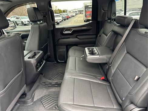 Certified 2024 Chevrolet Silverado 1500 LT Trail Boss w/ Convenience Package II image 10