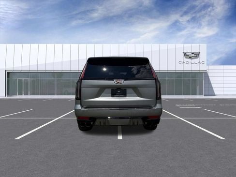 Certified 2024 Cadillac Escalade V w/ Heavy-Duty Trailer Package AWD/4WD image 12