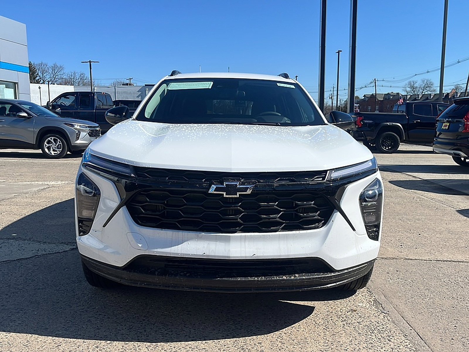 New 2026 Chevrolet Trax LT w/ Driver Confidence Package FWD image 3