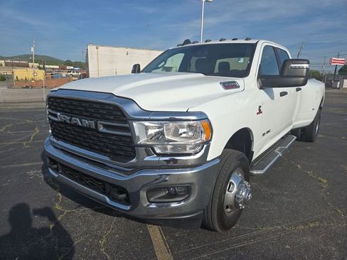 Used 2024 RAM 3500 Big Horn image 1