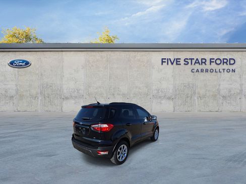 Used 2021 Ford EcoSport SE w/ SE Convenience Package image 8