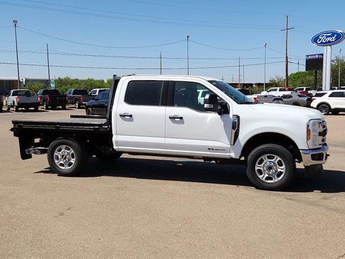 New 2025 Ford F250 XLT w/ 360-Degree Camera Package image 5